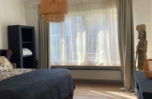 Vilvoorde Apartment | Sunny apartment near atomium parking free
