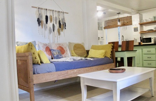 Surfside House | Sunny Bungalow, 3 Bedroom-Beachfront-Private Pool