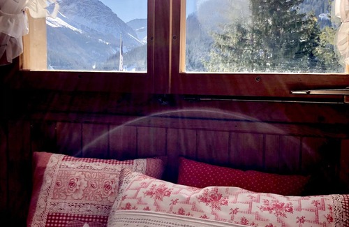 Litziruti Ski Chalet | Sunny chalet near Arosa for 4 (6) people in a secluded location