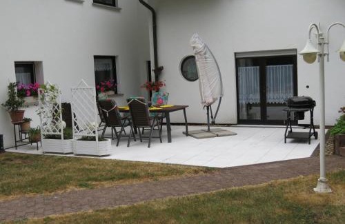 Oberthal Apartment | Sunny Hill