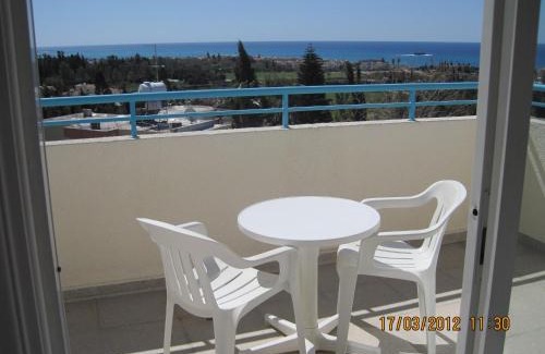 Chlorakas Apartment | Sunny Hill Hotel Apartments