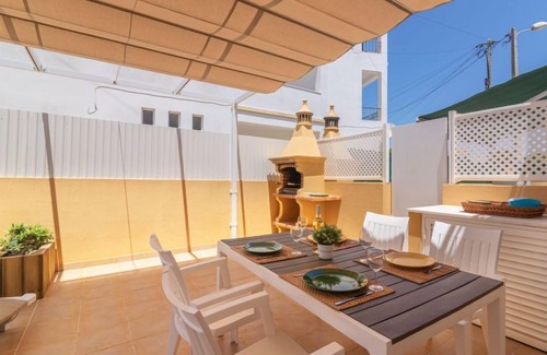 Pera House | Sunny Home by Interhome