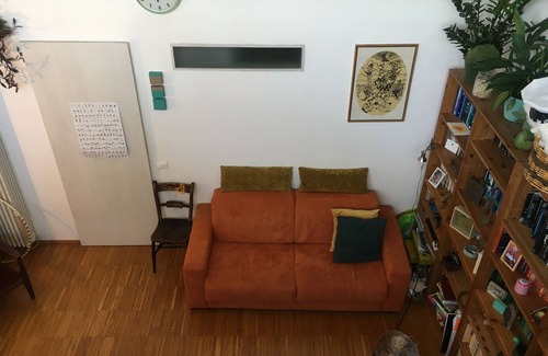Villapizzone Apartment | Sunny Loft Warehouse Conversion & Spacious Terrace