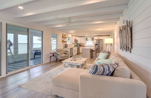 Mears Cottage | Sunny Mears Vacation Rental w/Private Beach!