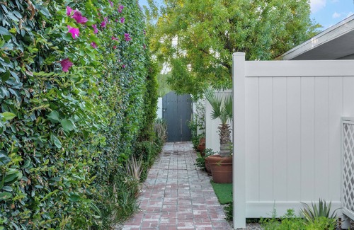 Tahquitz River Estates House | Sunny Oasis Poolside Escape with Mountain Views!