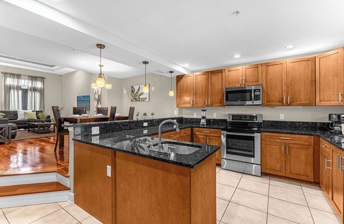 Florida Central Atlantic Coast House | Sunny Sales ☀️ Renovated TownHome by Disney!