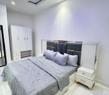 Alimosho Apartment | Sunny Service Apartment