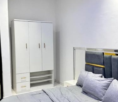 Alimosho Apartment | Sunny Service Apartment
