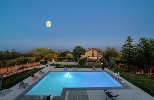 Tavullia Apartment | Sunny Stay in Tavullia Hills