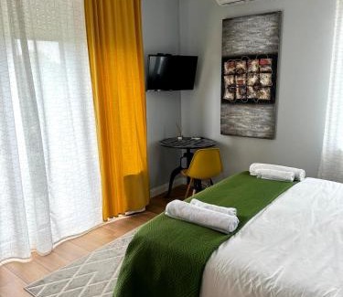 QT8 Apartment | SUNNY terrace 2 Bedrooms