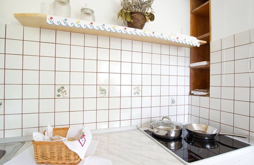 Brezice House | Sunny Two Bedroom Retreat in Beautiful Bizeljsko - Two Bedroom Country House