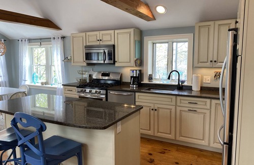 Chatham Condo | Sunny Updated Chatham Village 2 Bedroom Condo W/Large Private Deck