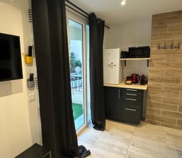 Prado - Republique Apartment | Sunny Vibes Studio Centre Cannes