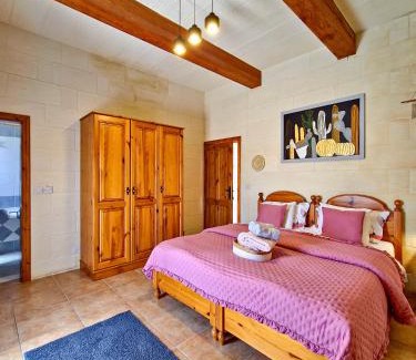 Nadur House | Sunny Villa