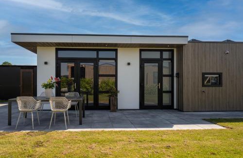 Molenschot Ski Chalet | Sunray Anker