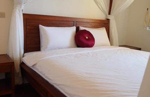 Zhuqi Bed & Breakfast | SunRise 23.5N B&B