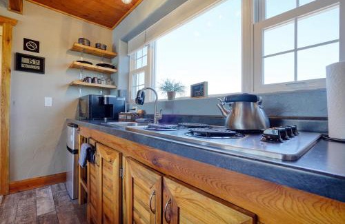Hot Springs House | Sunrise Cabin at Highland Meadows