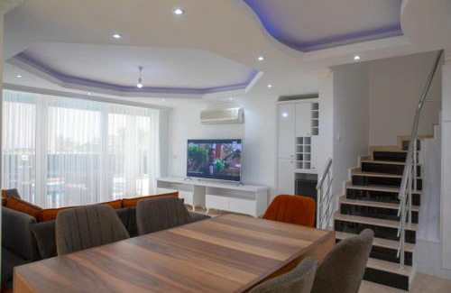 Side Villa | Sunrise hill villa with private pool