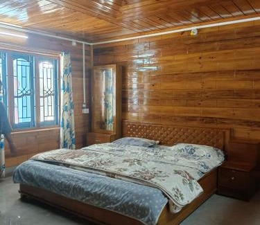 Dirang House | Sunrise Homestay