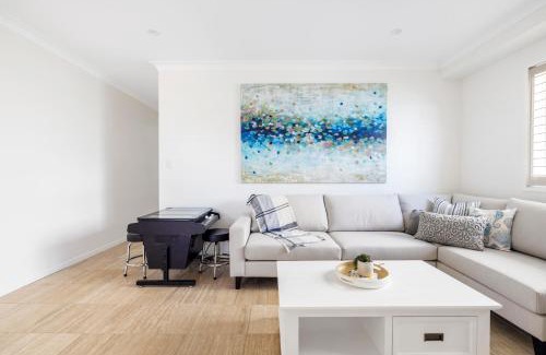 Salamander Bay House | Sunrise Serenity