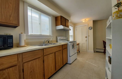 Rockland Apartment | Sunrise Suite 2 blks from Rockland Harbor, near DT