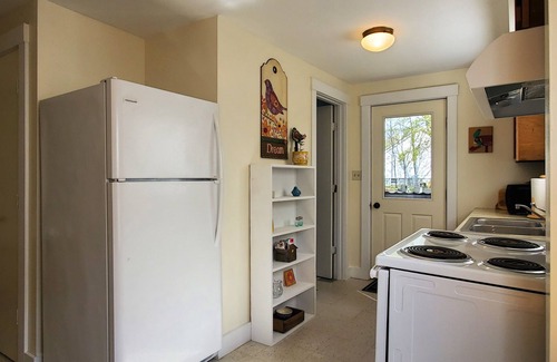 Rockland Apartment | Sunrise Suite 2 blks from Rockland Harbor, near DT