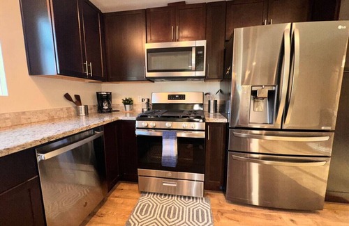 Rocklin House | Sunrise View Vacation Home