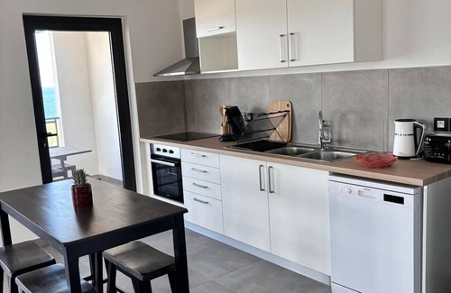 Trois-Bassins Apartment | Sunrise - Waterfront