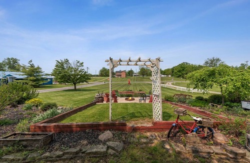 Hudson Hotel | Sunset Acres Motel - Room 4