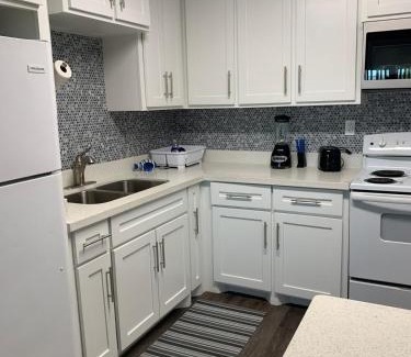 Edinburg Apartment | Sunset Apartment A