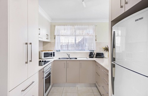 North Creek House | Sunset at Gibbon - Great well appointed Townhouse in the Village