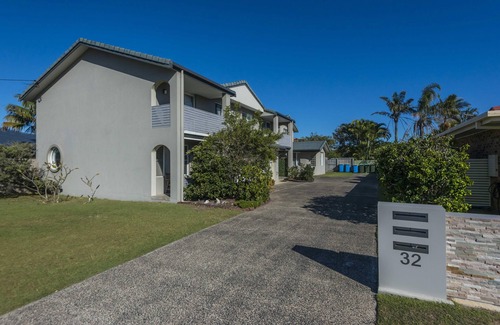 North Creek House | Sunset at Gibbon - Great well appointed Townhouse in the Village