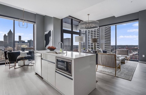Old Fourth Ward Apartment | Sunset Boulevard by Atlanta Luxury Rentals