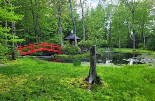 Monticello Villa | Sunset Estate in the Catskills
