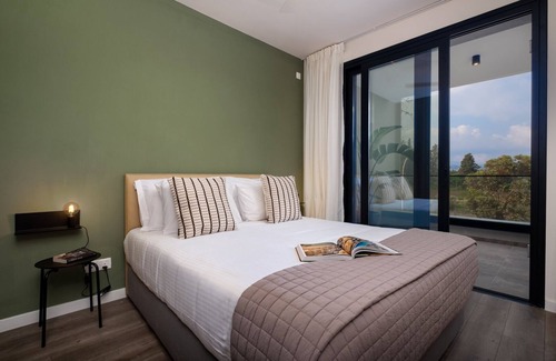 Vasa Koilaniou Apartment | Sunset Gardens V - One Bedroom Apartment, Sleeps 2