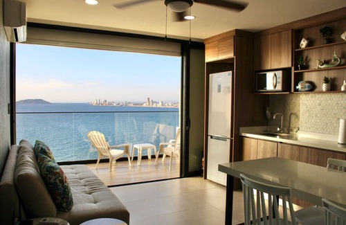 Balcones de Loma Linda Apartment | Sunset hills Apartments