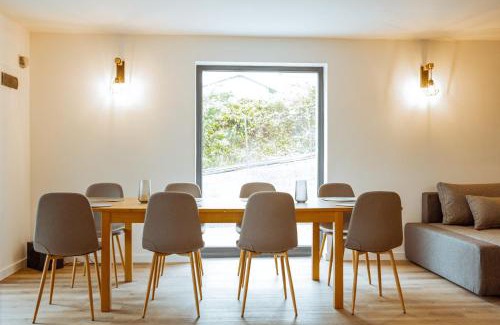 Slanic Ski Chalet | Sunset Hills Chalet