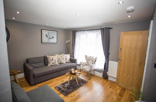 Thamesmead Apartment | Sunset Homes