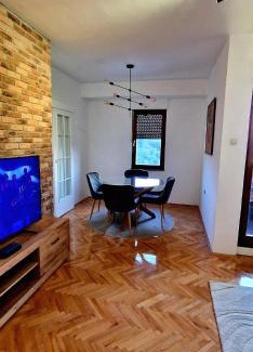 Northeastern Region Apartment | Sunset
