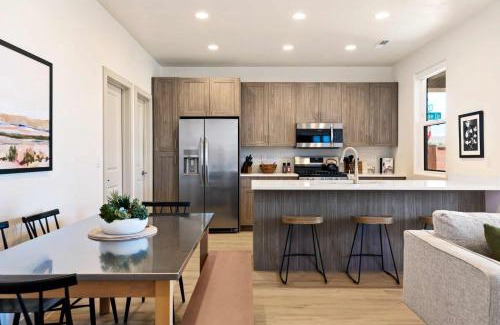 Washington County House | Sunset on Sage #37 townhouse