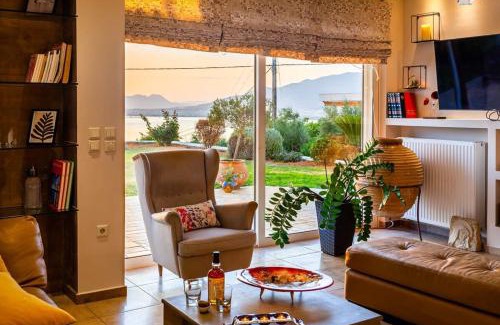 Mikri Mantineia Villa | Sunset Paradise - Verga's Utimate Seaview Getaway