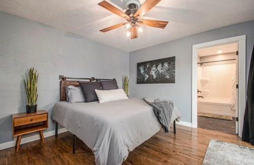 Wyatt House | Sunset Point - Spacious 4-bedroom house in Elkhart with WiFi, AC, Swim Spa