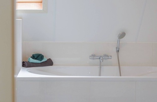 Donkerbroek Bed & Breakfast | Sunset Room in Donkerbroek