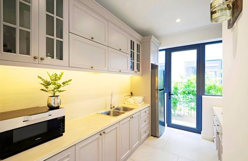 Duong To Hotel | Sunset Sanato Resort & Villas