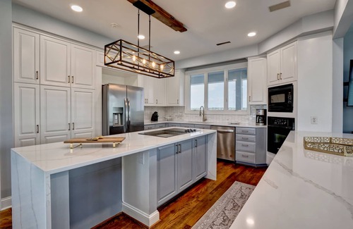 Shell Island House | Sunset Shore - 6 bedroom, 6.5 bathroom house with indoor pool.