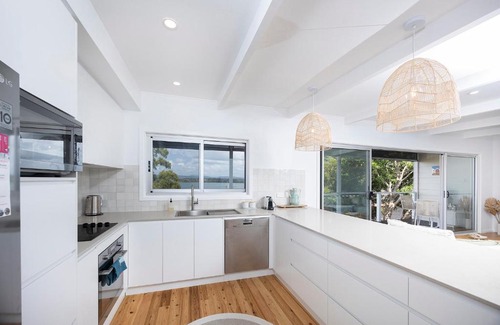 Green Point House | Sunset Shores