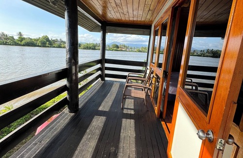 Navua Villa | SUNSET VIEW HALL AND VILLAS