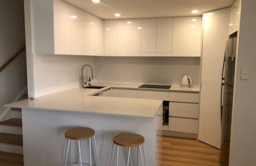 Maroochydore House | Sunshine Coast Waterfront Townhouse Maroochydore