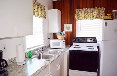 Indian Rocks Beach Cottage | Sunshine Cozy Cottages
