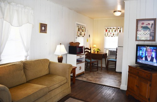 Indian Rocks Beach Cottage | Sunshine Cozy Cottages